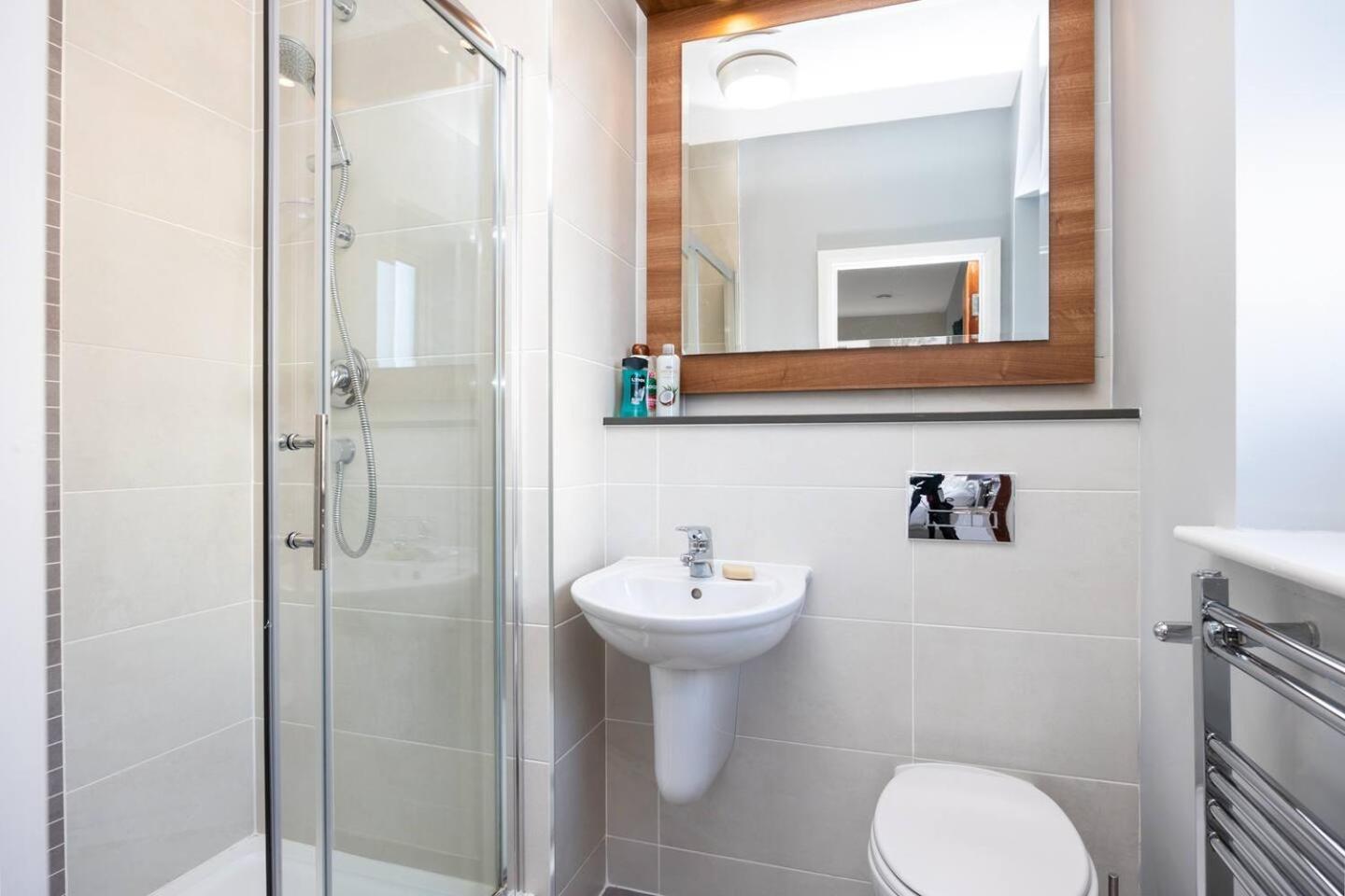 Deluxe Seaview Apartment دون لاوجير المظهر الخارجي الصورة